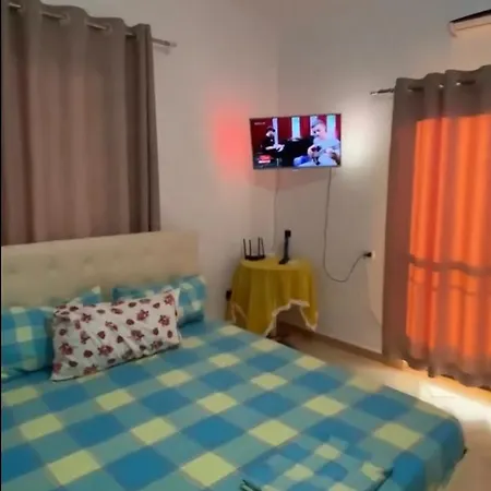 דירה Sina Sunnyvilla *