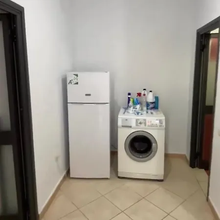 Sina Sunnyvilla דירה